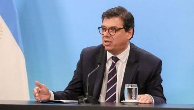Oficializan el aumento del 35% del salario mínimo, vital y móvil