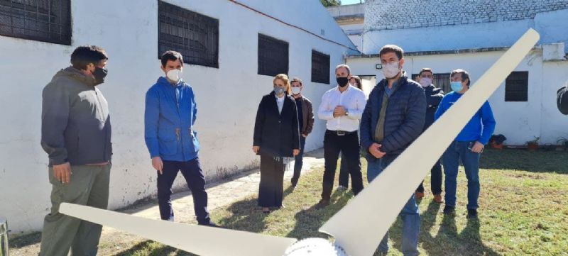 La Ministra de Trabajo Malec visitó junto a Ustarroz el Centro de Formación Profesional Nº401