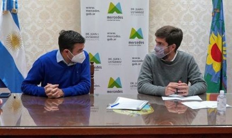 Con aportes de Nación, el intendente firmó el inicio de dos importantes obras de agua