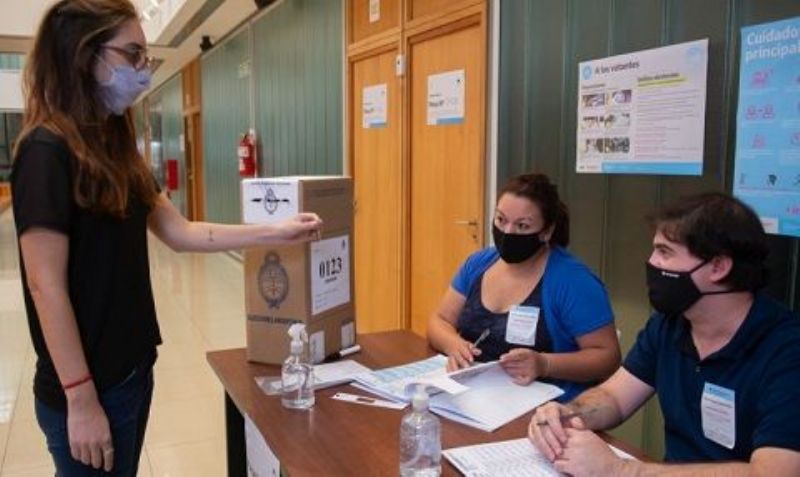 De Pedro pidió a los electores que “vayan tranquilos a votar porque no es una actividad riesgosa”