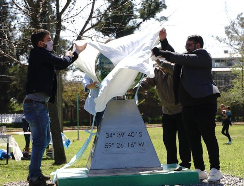 Iglesias Evangélicas inauguraron monumento a la biblia