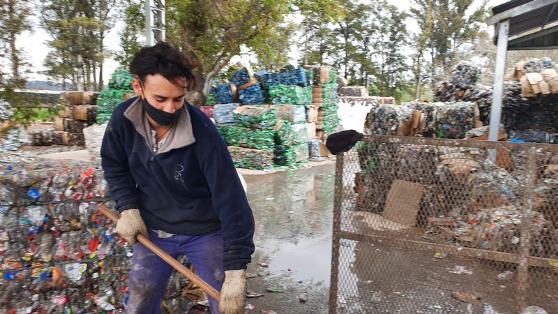 RAPET: la empresa mercedina que aporta una solución al problema de los residuos plásticos