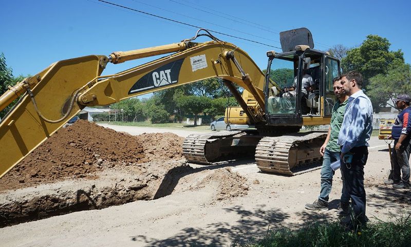 Inician obra hídrica, cloaca y pavimento en barrio América