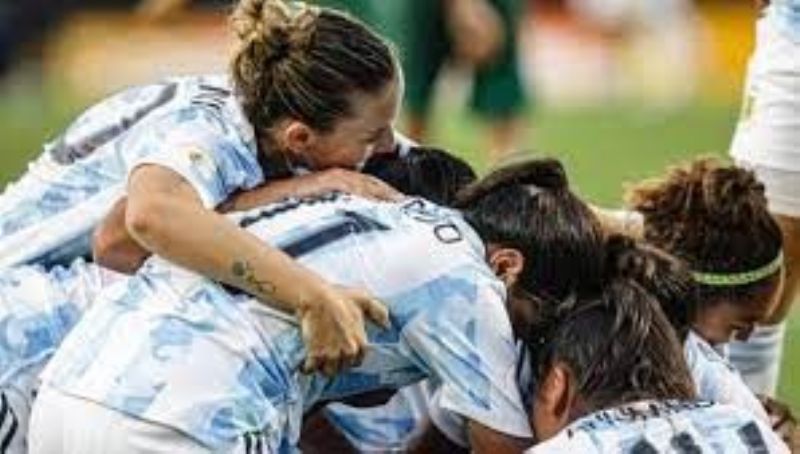 Argentina ganó a Bolivia por 4 a 0 y se prepara para enfrentar a Paraguay