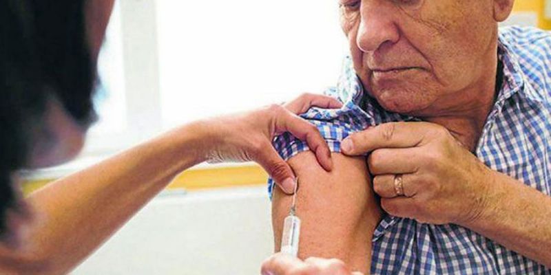 Comienza la vacuna antigripal para adultos mayores de PAMI