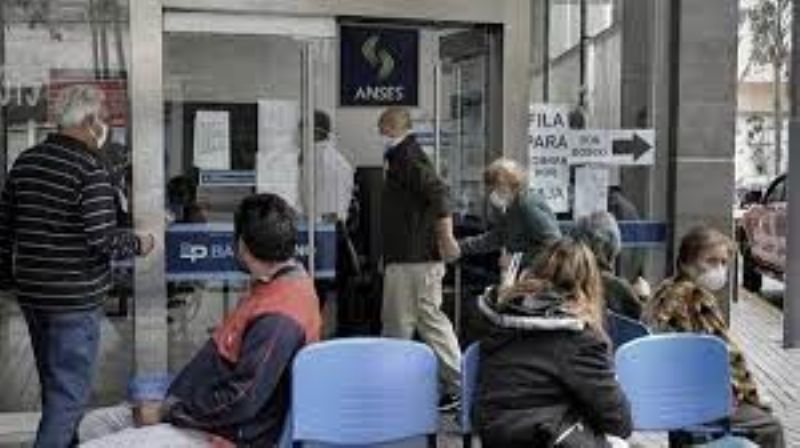 ANSES adelanta el pago de jubilaciones por el paro de los bancarios