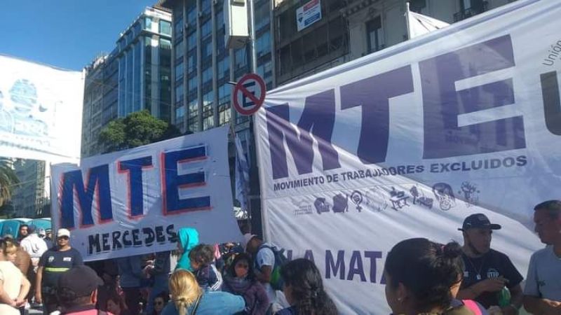 Día del Trabajador:el MTE de Mercedes participó de la movilización de este 1 de mayo