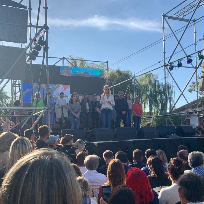 El intendente de Mercedes y el presidente del PJ Mercedes en acto homenaje a Evita en Los Toldos