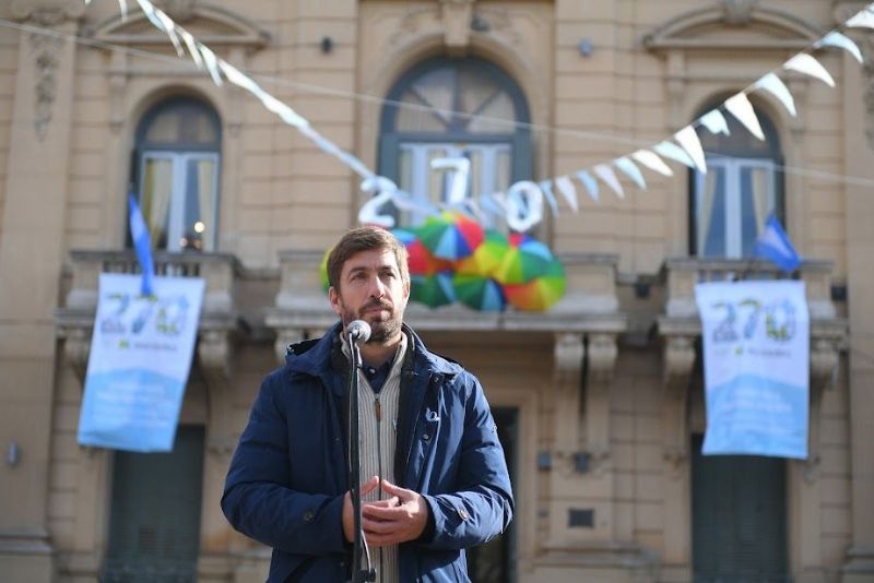 270 años de Mercedes: el acto protocolar ser realizó frente al Palacio Municipal