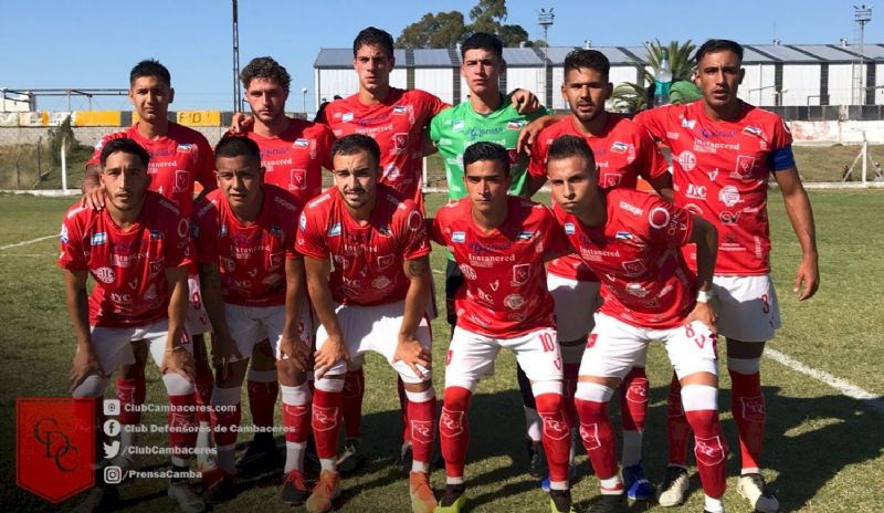 Club Mercedes se enfrente a Deportivo Cambaceres en la 9na fecha del torneo  de Primera D