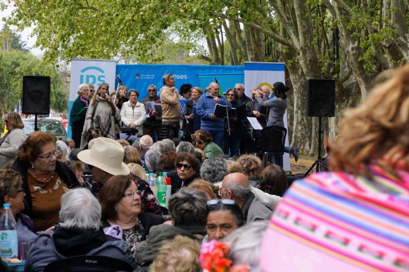 Celebraron el día del Jubilado en La Trocha convocado por el municipio, ANSES, PAMI e IPS