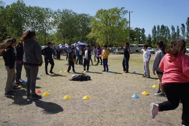 Comenzó la nueva edición del proyecto “La bandera nos une” que convoca a alumnos de 4to a 6to grado