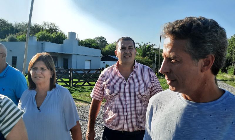 Junto a Carlos Mosso, Patricia Bullrich recorrió Tomás Jofré