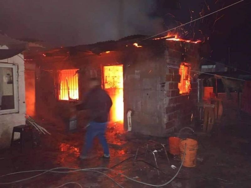 Las dos menores están internadas en La Plata tras el incendio de hoy