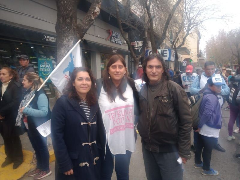 El Frente de Izquierda Unidad acompañó en el reclamo de Justicia por Sandra y Rubén