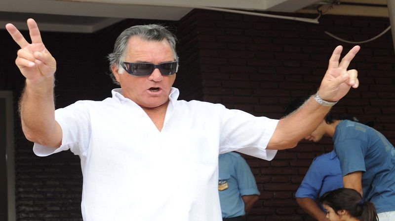 Tras el contundente triunfo de Javier Milei, Luis Barrionuevo volvió a ofrecerle su apoyo