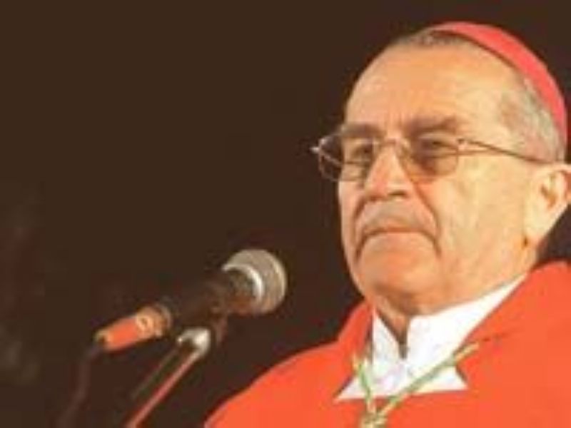 El Gobierno pidió al Vaticano la renuncia del obispo castrense