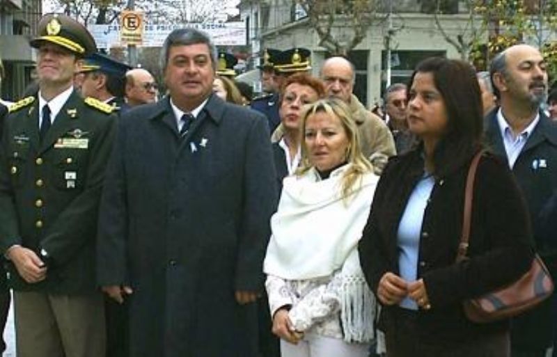 Realizaron acto conmemorativo en el dia de la patria