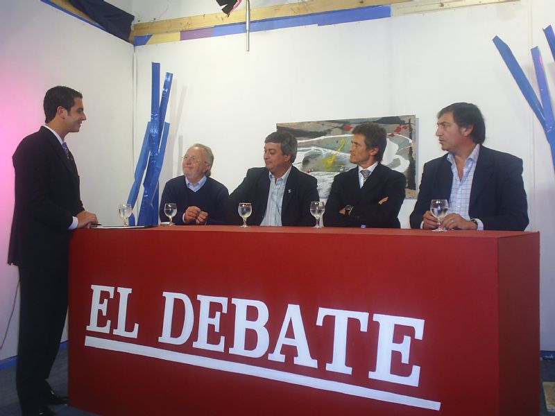 EL PROGRAMA DE TV EL DEBATE CUMPLE SUS PRIMERAS 100 EMISIONES