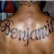 Se tatuó el nombre del hijo en la espalda y al mes se enteró que no era suyo