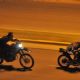 Fuerzas de seguridad nacional buscarán terminar con las picadas de motos en las colectoras 