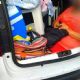 Un argentino fue multado en Florianópolis por llevar a su suegra en el baúl