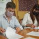 Ustarroz firma convenio por gran cantidad de obras para barrios de la ciudad 