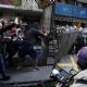 Siete policías heridos y cuatro detenidos en los incidentes ocurridos en la casa de Cristina Kirchner