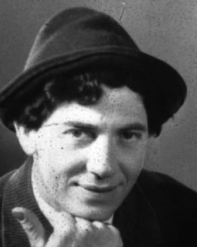 Nace Zeppo Marx