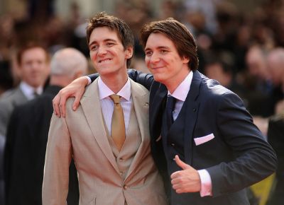 Nace James y Oliver Phelps (James Andrew Eric Phelps y Oliver Martyn John Phelps)